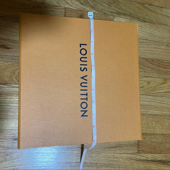 Louis Vuitton Box - Picture 13 of 15